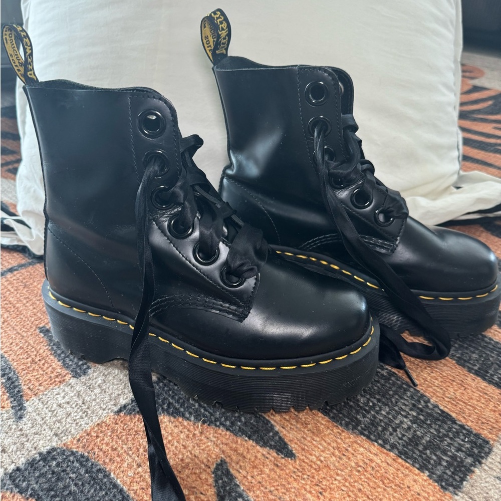Dr Martens Molly Leather Platform Boots